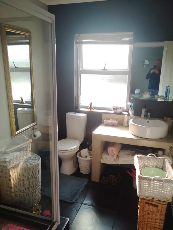 3 Bedroom Property for Sale in Heritage Park Western Cape